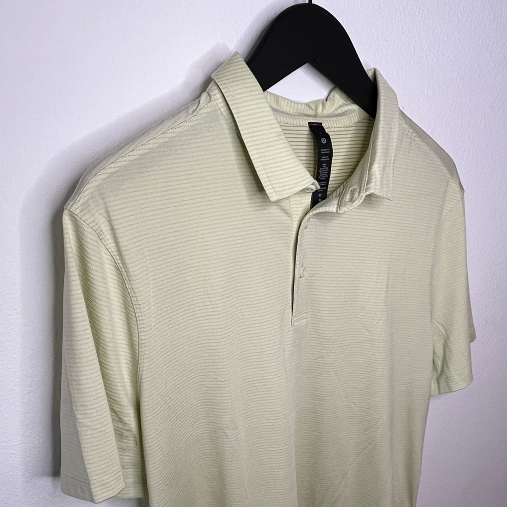 Lululemon training, evolution, short sleeve, polo.
